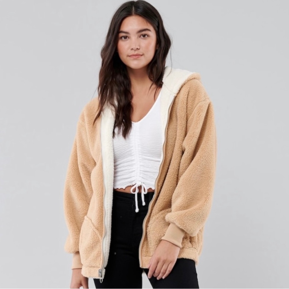 Hollister reversible Sherpa jacket